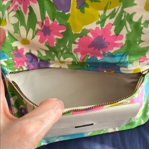 Vintage 1960s Elegant White Leather Clutch Bag